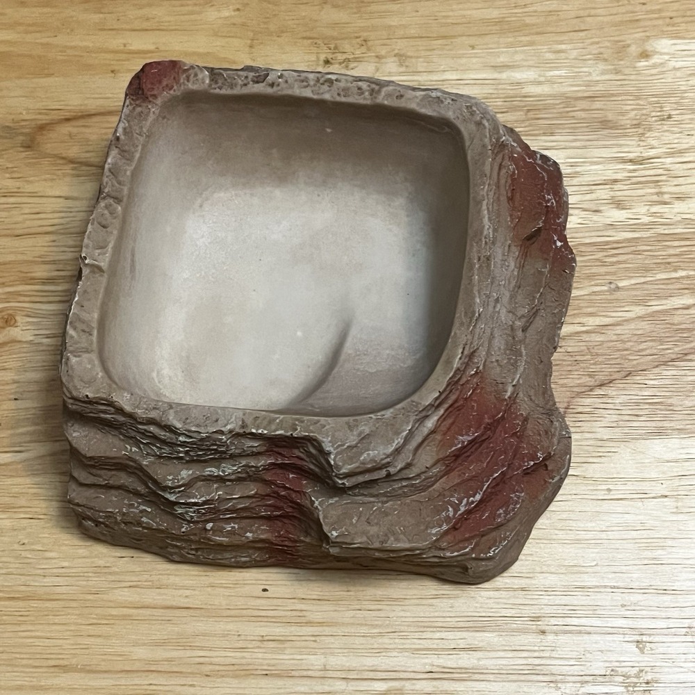 SMALL REPTILE/HERMIT CRAB/Dry Tank WATER/FOOD‎ BOWL-ROCK LOOK 5"x5"